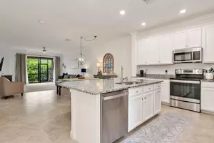 9157 Glenforest Dr, Naples, FL 34120 - Photo 4