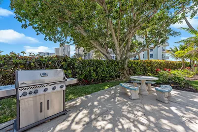 220 Seaview Court #413, Marco Island, FL 34145 - Photo 18