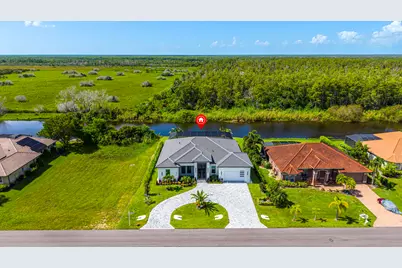 18433 Royal Hammock Boulevard, Naples, FL 34114 - Photo 4