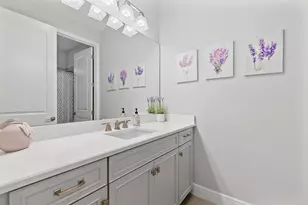 2549 Seychelles Dr, Naples, FL 34112 - Photo 22