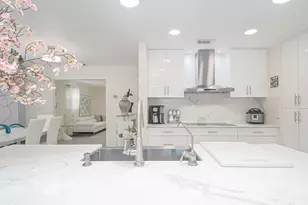 260 8th St NE, Naples, FL 34120 - Photo 14