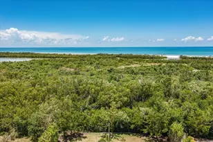 564 Spinnaker Dr, Marco Island, FL 34145 - Photo 4