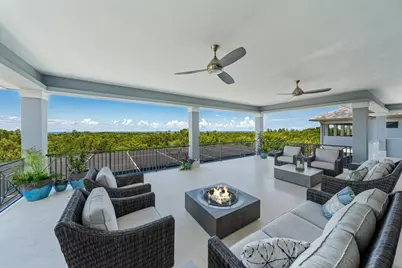 564 Spinnaker Drive, Marco Island, FL 34145 - Photo 10