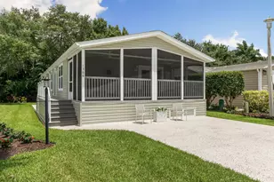 1366 Diamond Lake Cir, Naples, FL 34114 - Photo 2