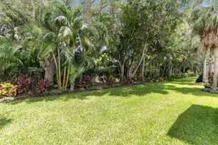 1366 Diamond Lake Cir, Naples, FL 34114 - Photo 24
