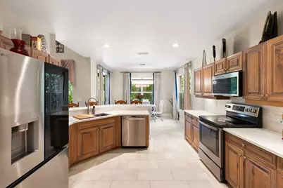 6561 Autumn Woods Boulevard, Naples, FL 34109 - Photo 10