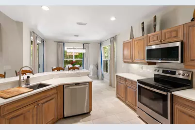 6561 Autumn Woods Boulevard, Naples, FL 34109 - Photo 8