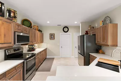 6561 Autumn Woods Boulevard, Naples, FL 34109 - Photo 12