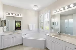 6561 Autumn Woods Blvd, Naples, FL 34109 - Photo 16