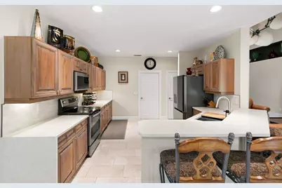 6561 Autumn Woods Boulevard, Naples, FL 34109 - Photo 10