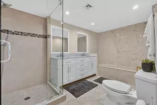 220 S Collier Blvd, Marco Island, FL 34145 - Photo 20