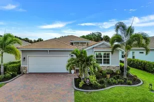 426 Tamarindo Ln, Naples, FL 34114 - Photo 2