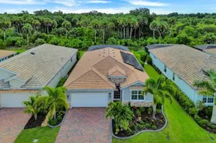 426 Tamarindo Ln, Naples, FL 34114 - Photo 1