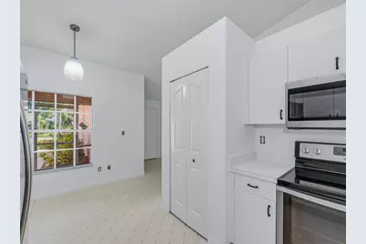 447 Saint Andrews Boulevard, Naples, FL 34113 - Photo 8