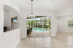 3917 Fabienne Ct, Naples, FL 34109 - Photo 8