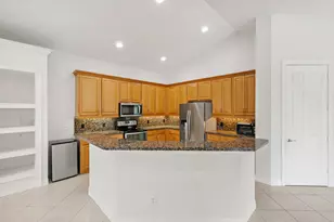 3917 Fabienne Ct, Naples, FL 34109 - Photo 10