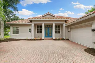 3917 Fabienne Ct, Naples, FL 34109 - Photo 2
