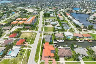 10 Anchor Ct, Marco Island, FL 34145 - Photo 36