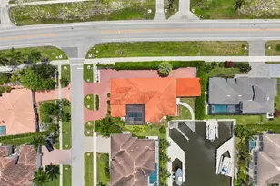 10 Anchor Ct, Marco Island, FL 34145 - Photo 40