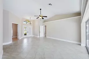 142 Saxon St, Marco Island, FL 34145 - Photo 6
