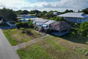 517 Coconut Ave, Goodland, FL 34140 - Photo 22