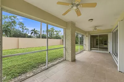 6022 Westbourgh Drive, Naples, FL 34112 - Photo 16