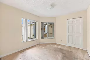 6022 Westbourgh Dr, Naples, FL 34112 - Photo 14