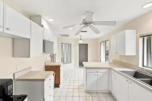 6022 Westbourgh Dr, Naples, FL 34112 - Photo 8