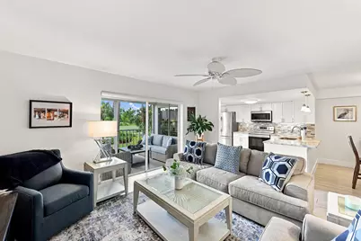 7360 Glenmoor Lane #205, Naples, FL 34104 - Photo 8