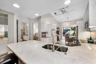 2326 Magnolia Ln, Naples, FL 34112 - Photo 8