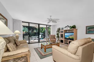 838 W Elkcam Cir, Marco Island, FL 34145 - Photo 2