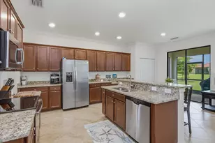 1577 Vizcaya Ln, Naples, FL 34113 - Photo 4