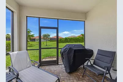 1577 Vizcaya Lane, Naples, FL 34113 - Photo 6