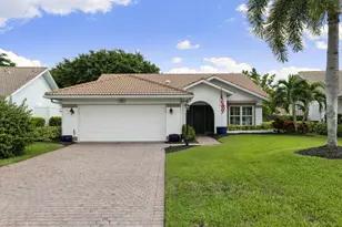 221 Kings Way, Naples, FL 34104 - Photo 2