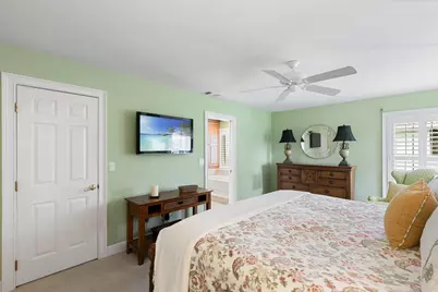 221 Kings Way, Naples, FL 34104 - Photo 14