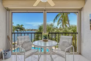 848 W Elkcam Cir, Marco Island, FL 34145 - Photo 4