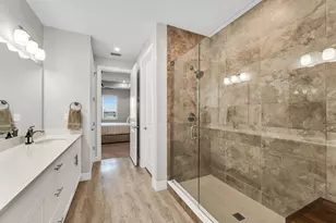 233 Indies Dr E, Naples, FL 34114 - Photo 24