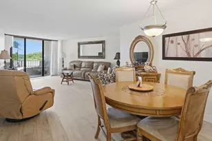 380 Seaview Ct, Marco Island, FL 34145 - Photo 6
