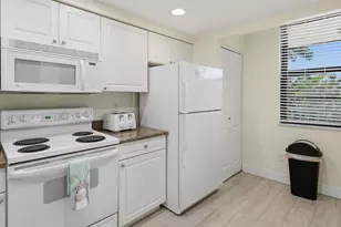 380 Seaview Ct, Marco Island, FL 34145 - Photo 8
