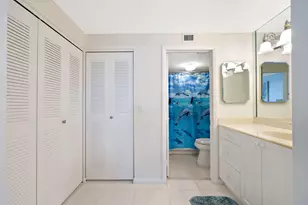 320 Seaview Ct, Marco Island, FL 34145 - Photo 16