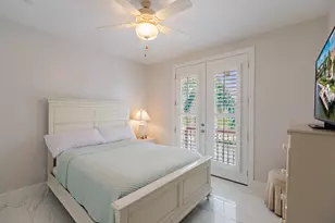 1045 Cottonwood Ct, Marco Island, FL 34145 - Photo 38