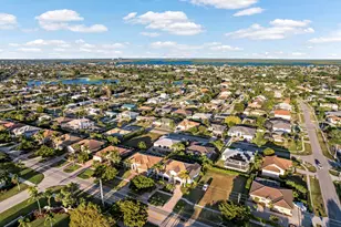 213 Bald Eagle Dr, Marco Island, FL 34145 - Photo 34