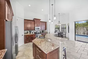 213 Bald Eagle Dr, Marco Island, FL 34145 - Photo 8