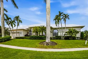 150 Peach Ct, Naples, FL 34113 - Photo 2