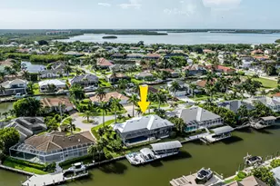 150 Peach Ct, Naples, FL 34113 - Photo 52
