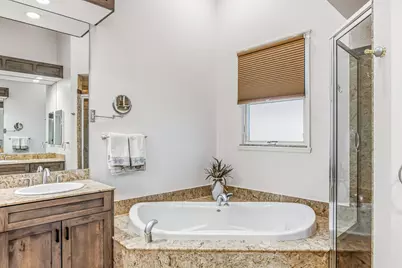 150 Peach Court, Naples, FL 34113 - Photo 22