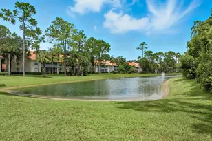 145 Robin Hood Cir, Naples, FL 34104 - Photo 2