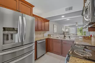145 Robin Hood Cir, Naples, FL 34104 - Photo 8