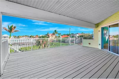 86 Dolphin Circle, Naples, FL 34113 - Photo 16