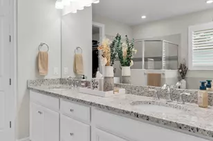 18709 Lake Hammock Dr, Naples, FL 34114 - Photo 16
